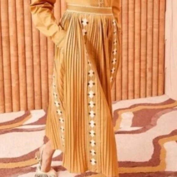 NWOT Resort 2024 ULLA JOHNSON Sabina Embroidered Midi Skirt in Pampas XS $450